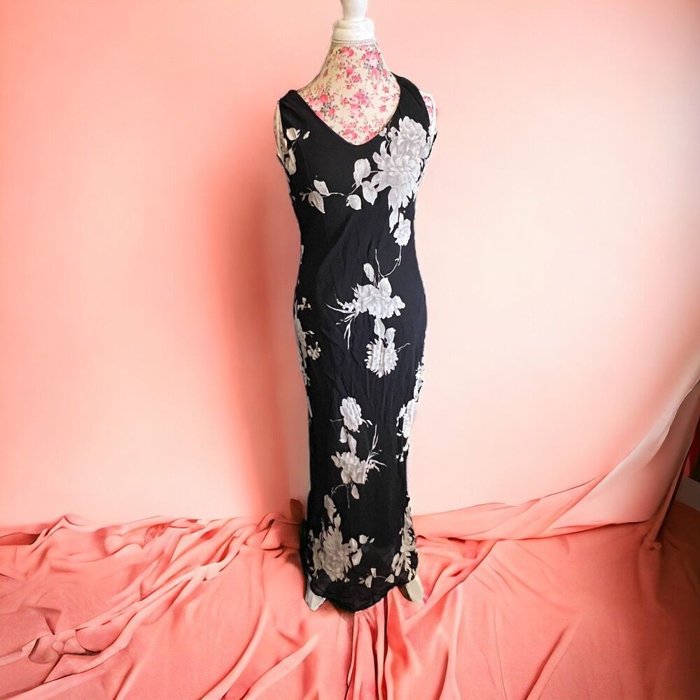 Jessica Howard Sleeveless Floral Slim Fit Maxi Dress - 12 - Picture 1 of 4